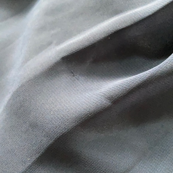 Beautiful navy 2 piece homecoming dress - Picture 5 of 6